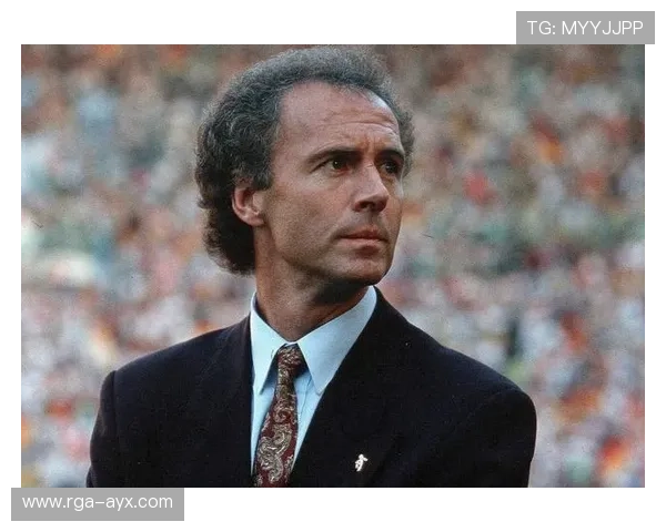 缠绷带坚持指挥，贝肯鲍尔铸就世界杯经典一幕